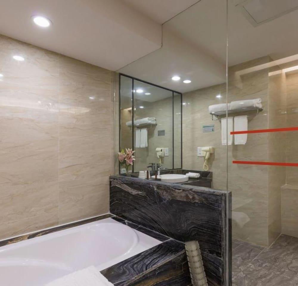Manhatton Hotel Châu Hải Ngoại thất bức ảnh
