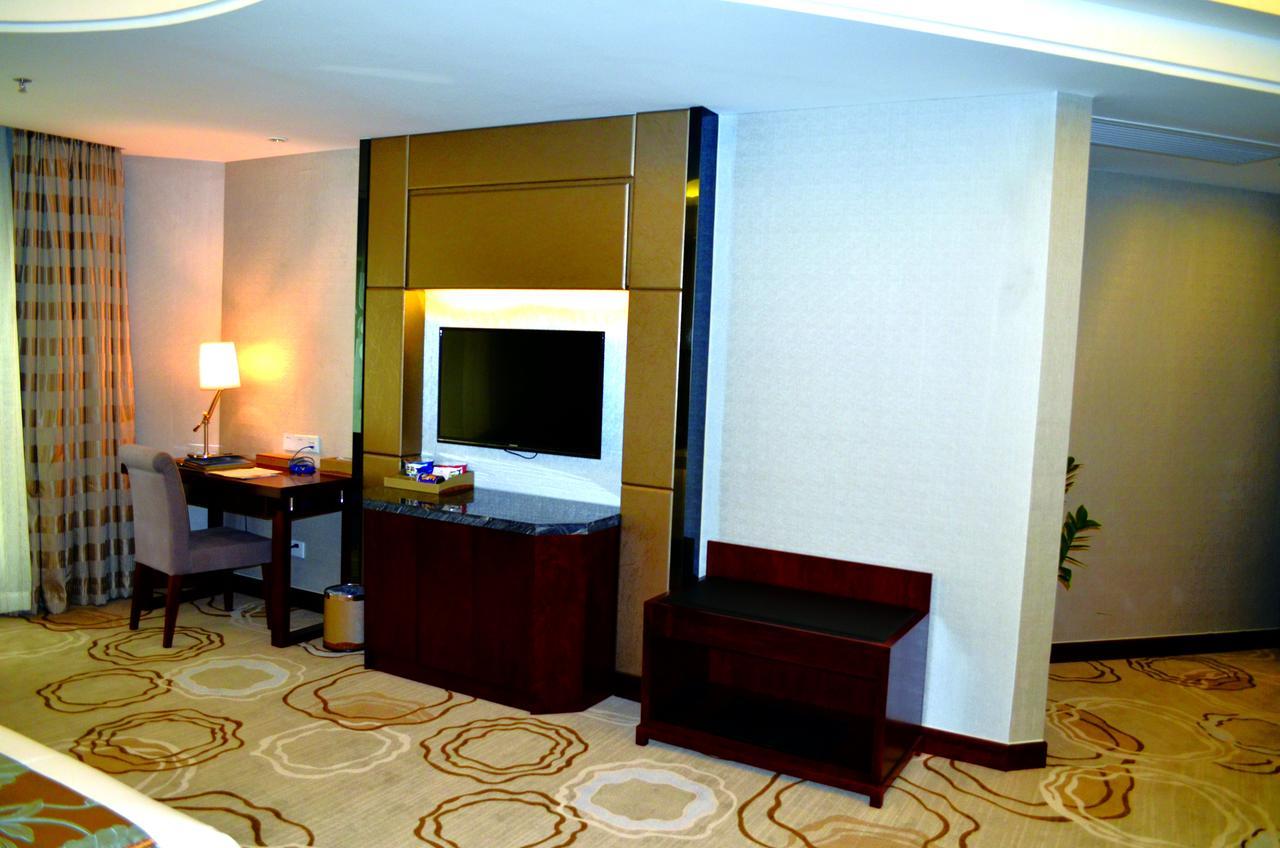 Manhatton Hotel Châu Hải Ngoại thất bức ảnh