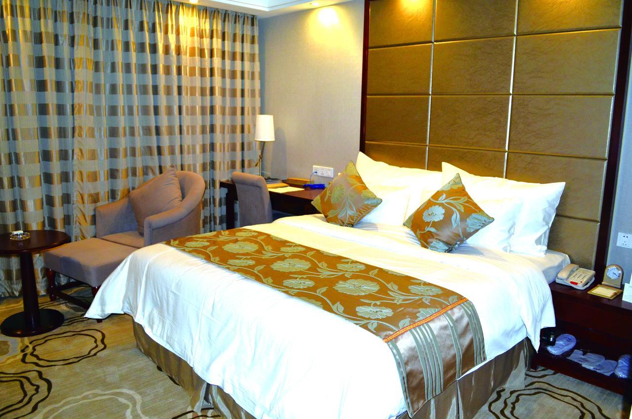 Manhatton Hotel Châu Hải Ngoại thất bức ảnh