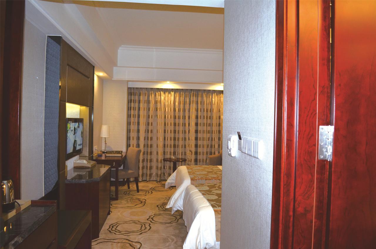Manhatton Hotel Châu Hải Ngoại thất bức ảnh