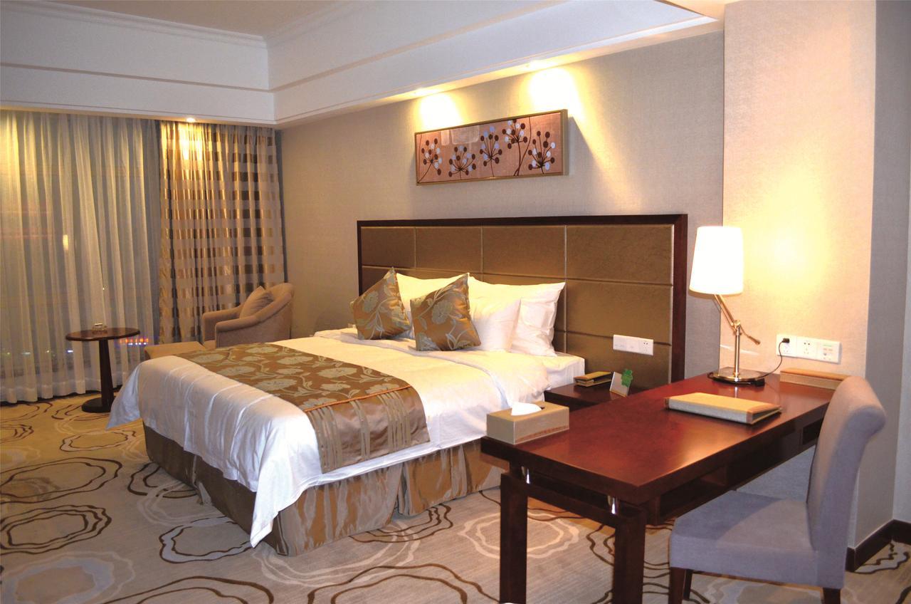 Manhatton Hotel Châu Hải Ngoại thất bức ảnh