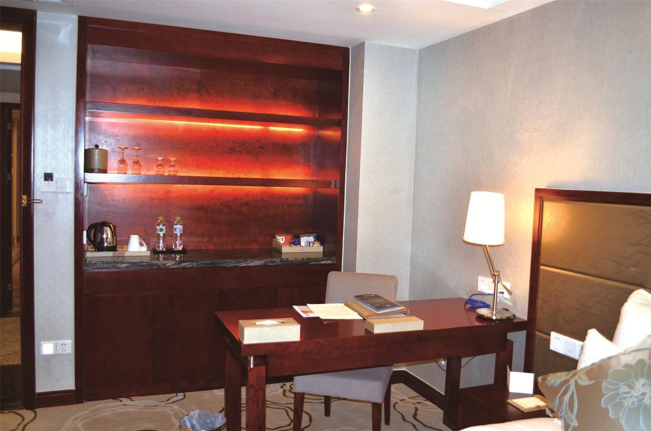 Manhatton Hotel Châu Hải Ngoại thất bức ảnh
